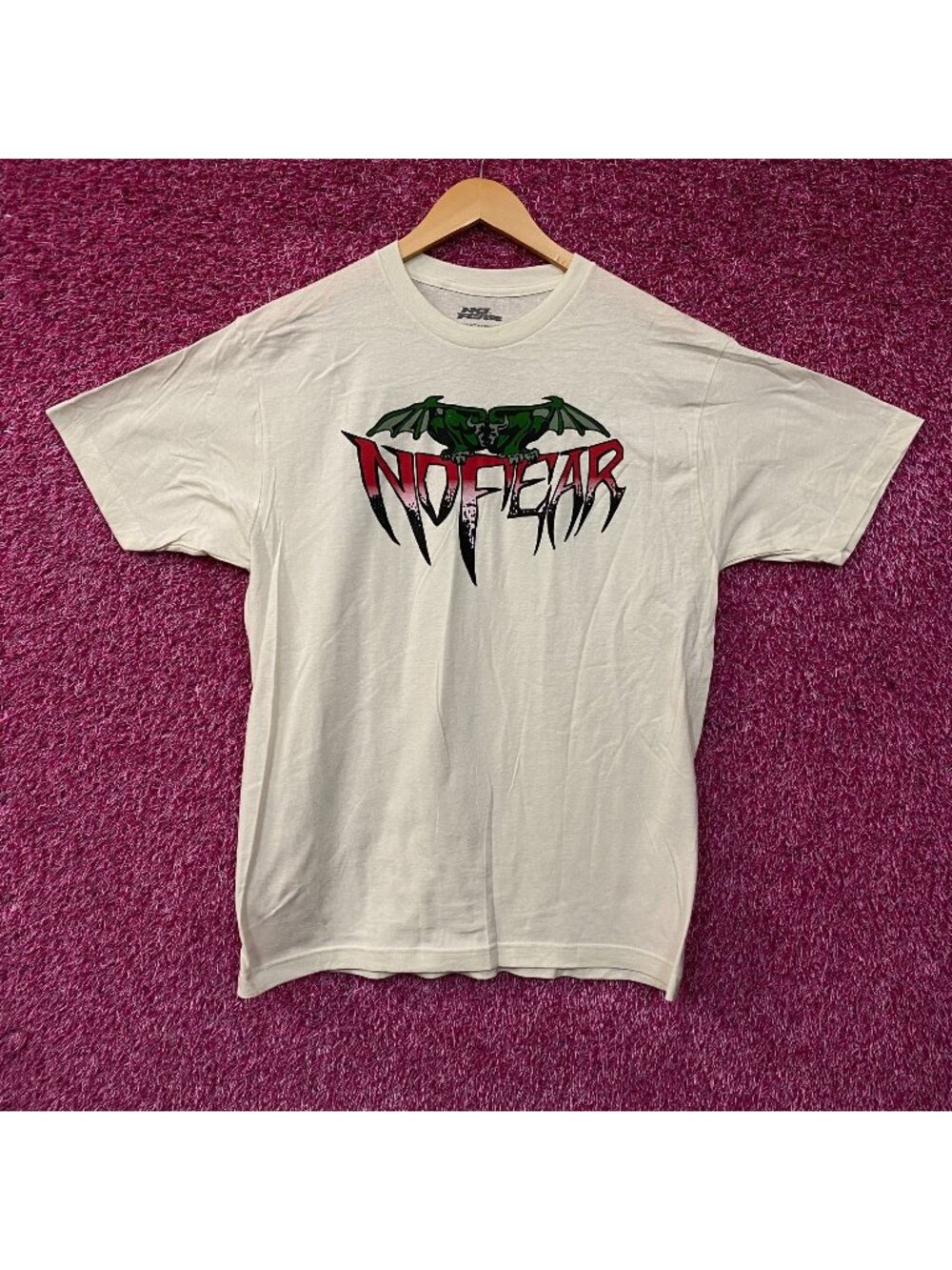 No Fear Vintage Style Gargoyle Graphic Tee Large
